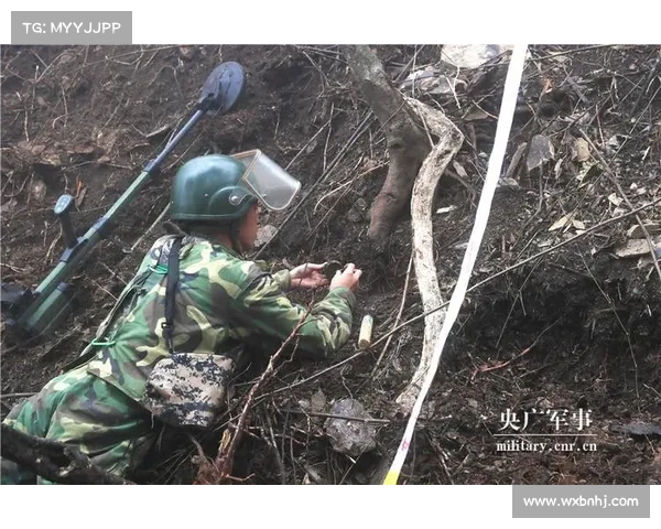 3分钟速览《新闻联播》：趟过死亡地带 镜头记录扫雷官兵震撼日常