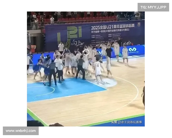 中国男篮最大规模冲突!29万罚款4人重伤,朱芳雨组合拳一战成名 中国男篮最大规模冲突!29万罚款4人重伤,朱芳雨组合拳一战成名